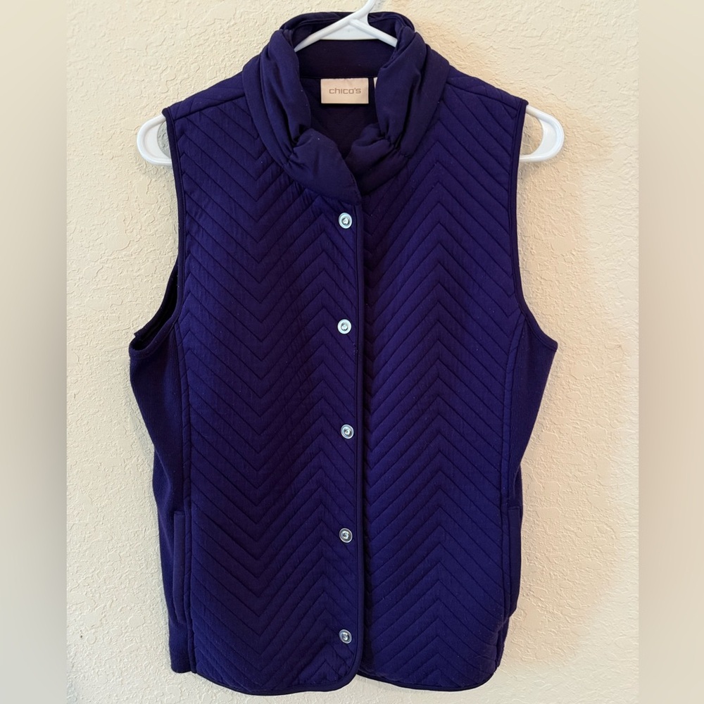 Chico's Purple Chevron Quilted Snap Vest Pockets Sleeveless Mid-Length Size 0